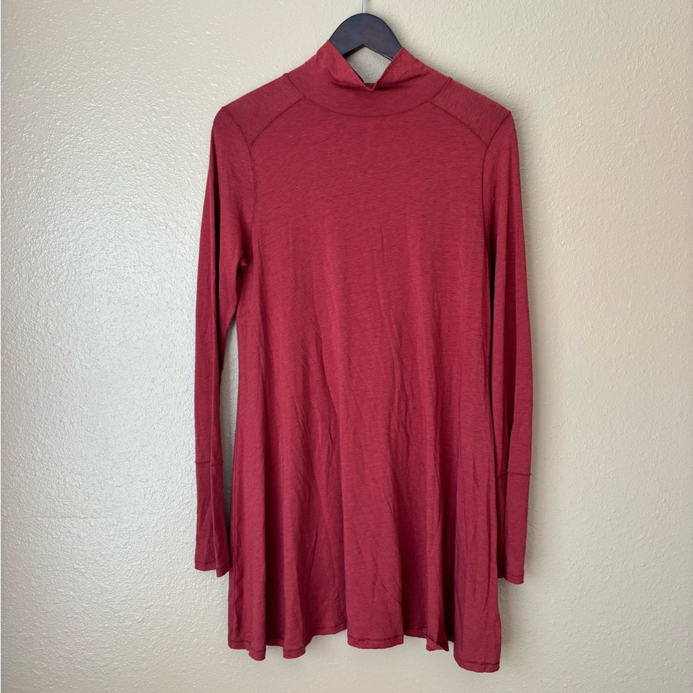 *LIKE NEW* Free People burgundy/brick red long sleeve dress/tunic - SIZE M
